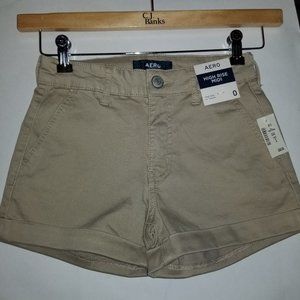 Sz 0, Aero khaki short